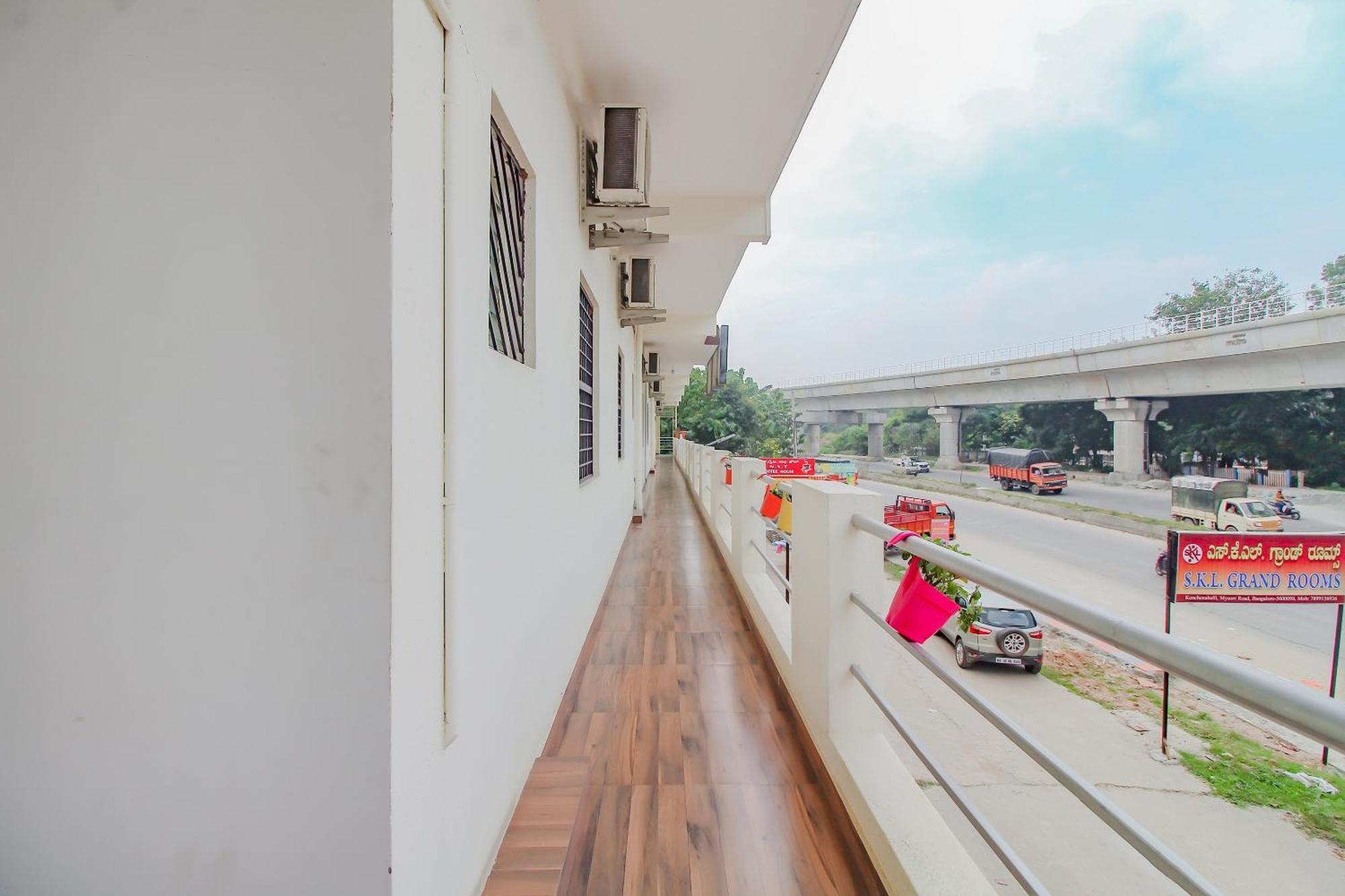 Collection O Skl Grand Hotel Bangalore Bagian luar foto